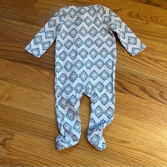 Aden + Anais blue green and white print footed sleeper bodysuit size 6-9 months - Picture 2 of 3
